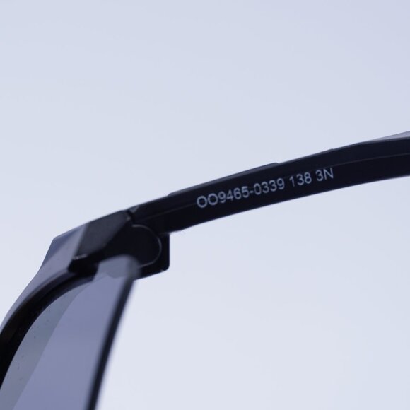 Oakley OO9465 0339 Sunglasses Black Shield Frame, Prizm Black Lenses - Picture 5 of 8